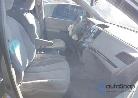 2013 Toyota Sienna Le V6 8 Passenger from USA, damaged, VIN 5TDKK3DC2DS372953